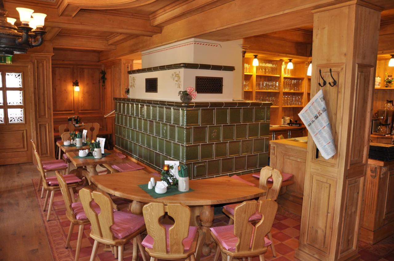 Hotel Und Berggasthof Tanzbuche Friedrichroda Buitenkant foto